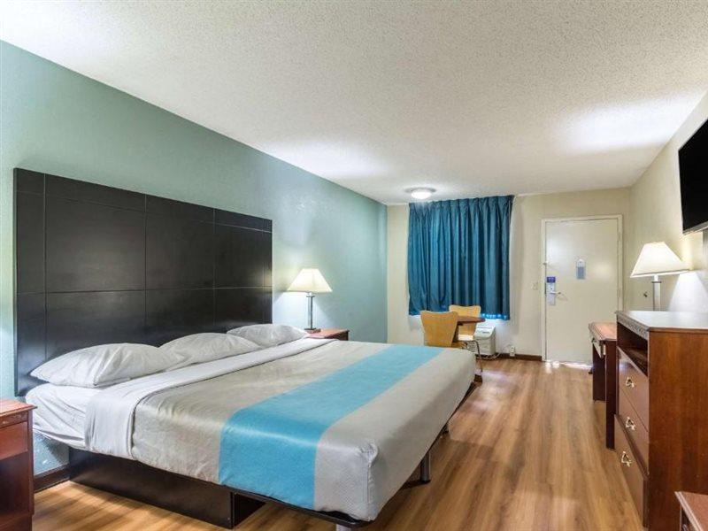 Motel 6-Kenly, Nc Eksteriør billede