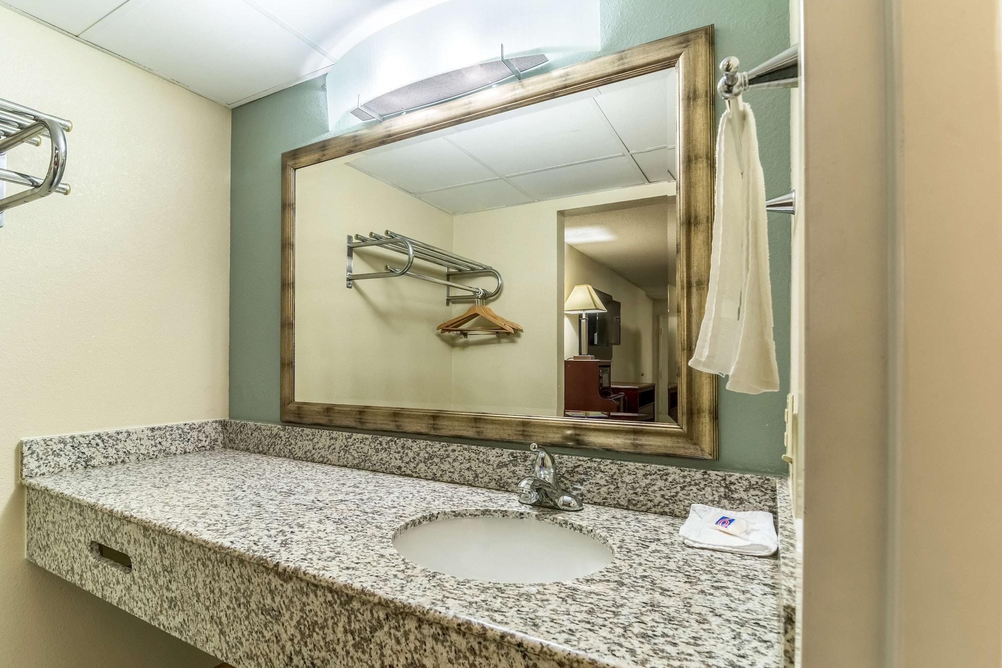 Motel 6-Kenly, Nc Eksteriør billede