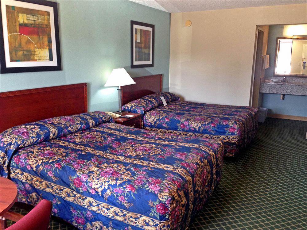 Motel 6-Kenly, Nc Eksteriør billede