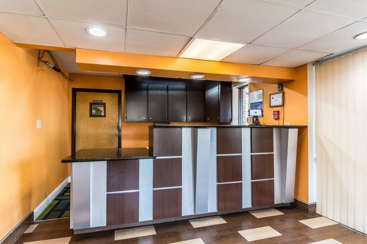 Motel 6-Kenly, Nc Eksteriør billede
