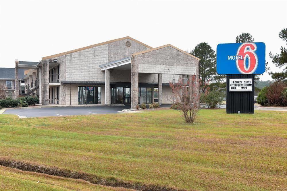 Motel 6-Kenly, Nc Eksteriør billede