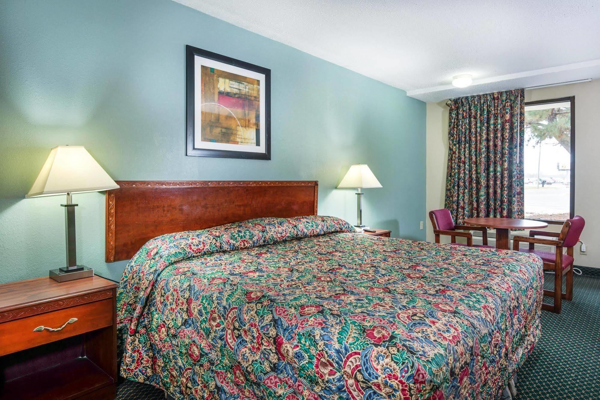 Motel 6-Kenly, Nc Eksteriør billede