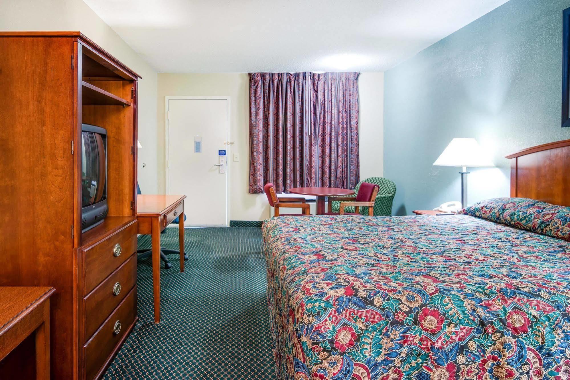 Motel 6-Kenly, Nc Eksteriør billede